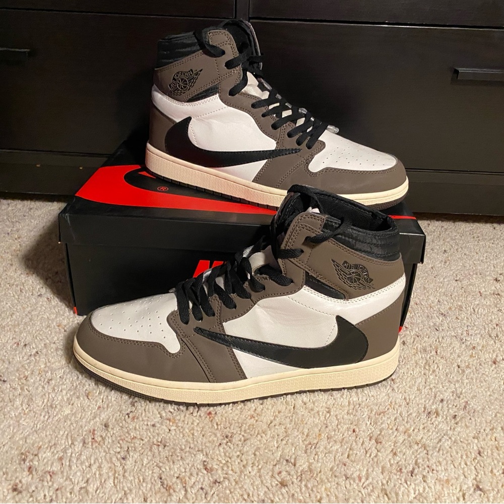 Travis Scott Jordan 1 High Mens Size 13